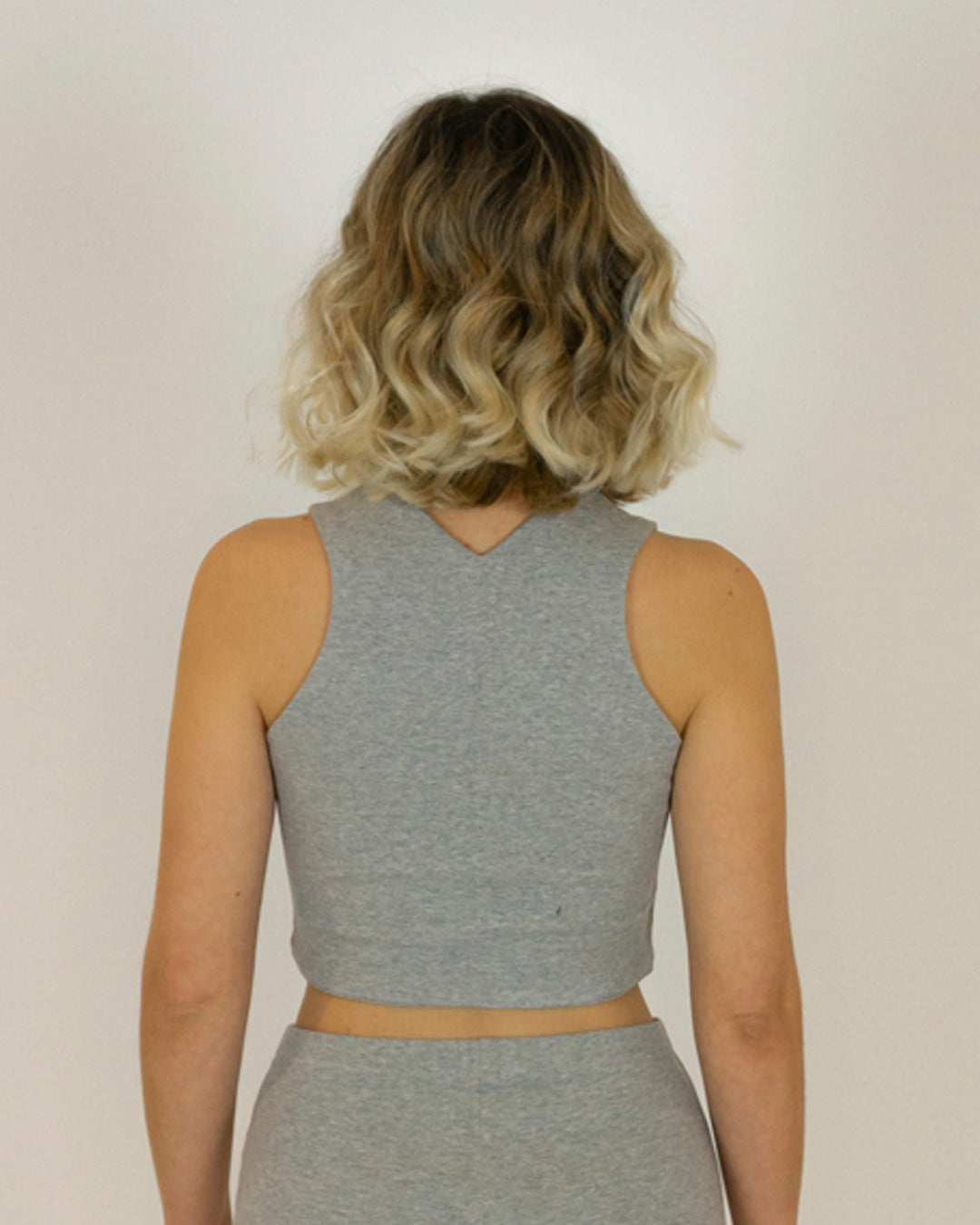 top dalia gris
