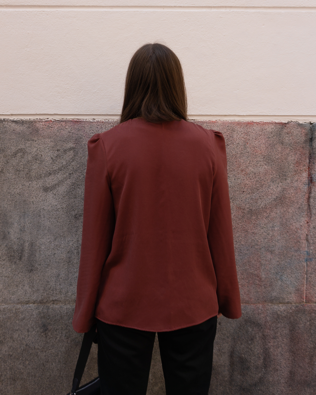 blusa camino burdeos