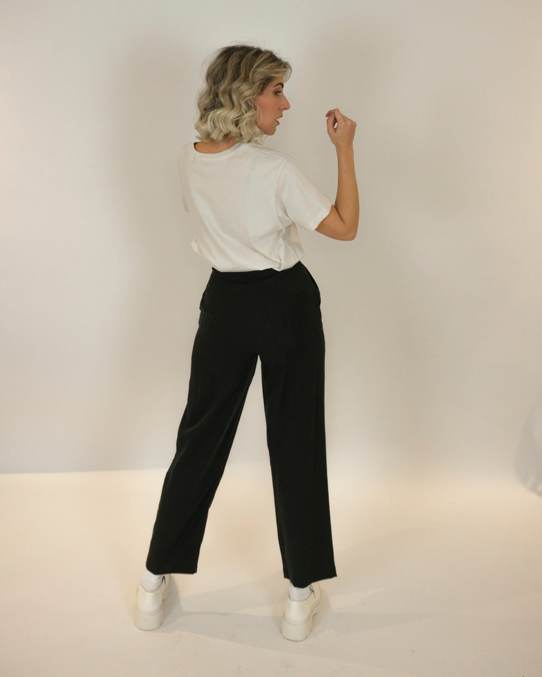 pantalón luz negro