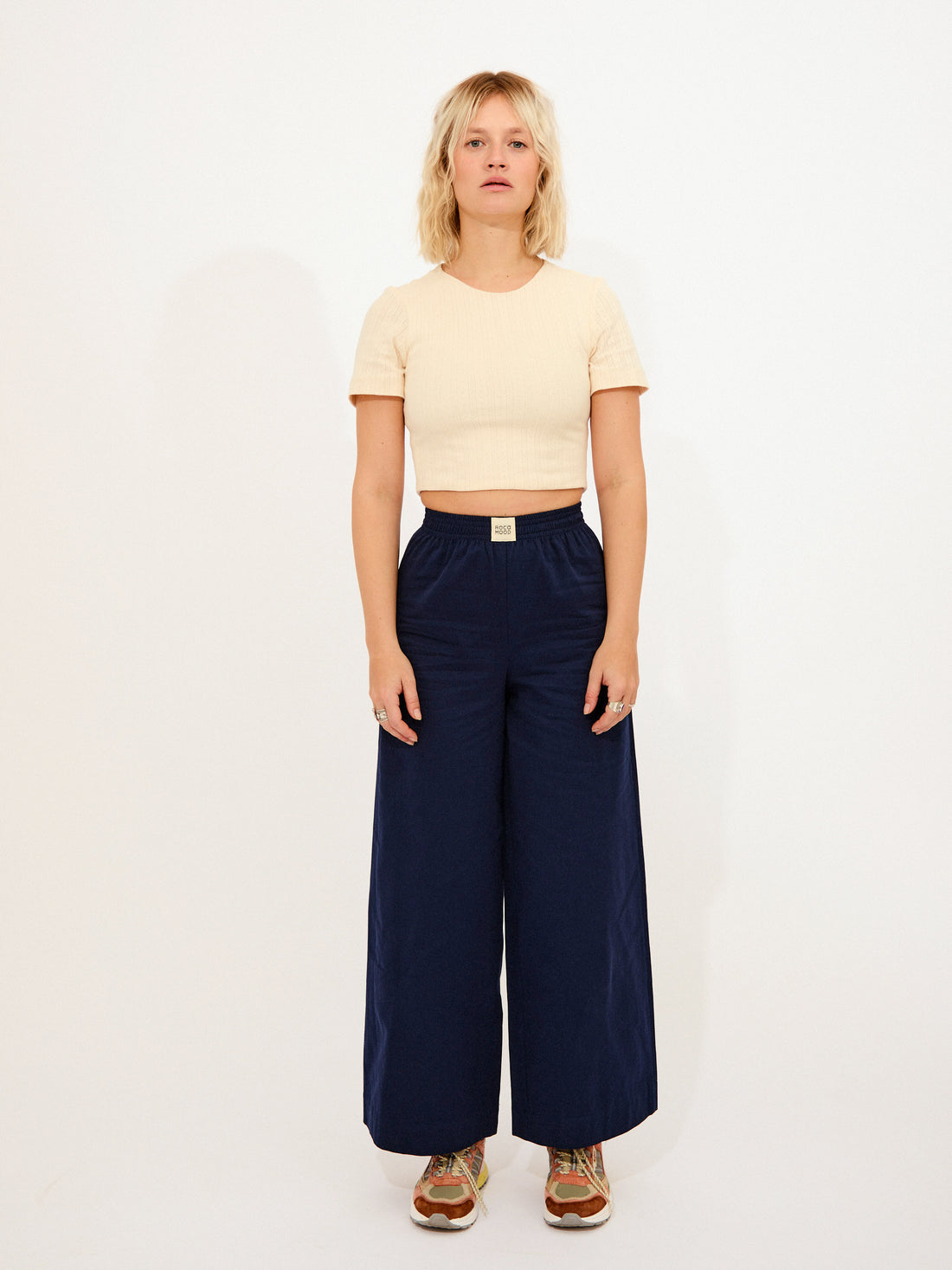 top dalia calado + pantalón scout navy