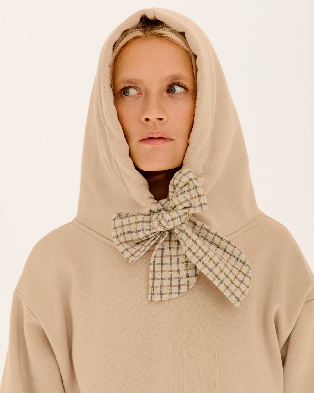 sudadera leo quiet + pantalón noa azul marino