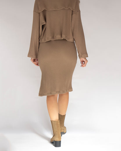 jersey ágata camel + falda gaia camel