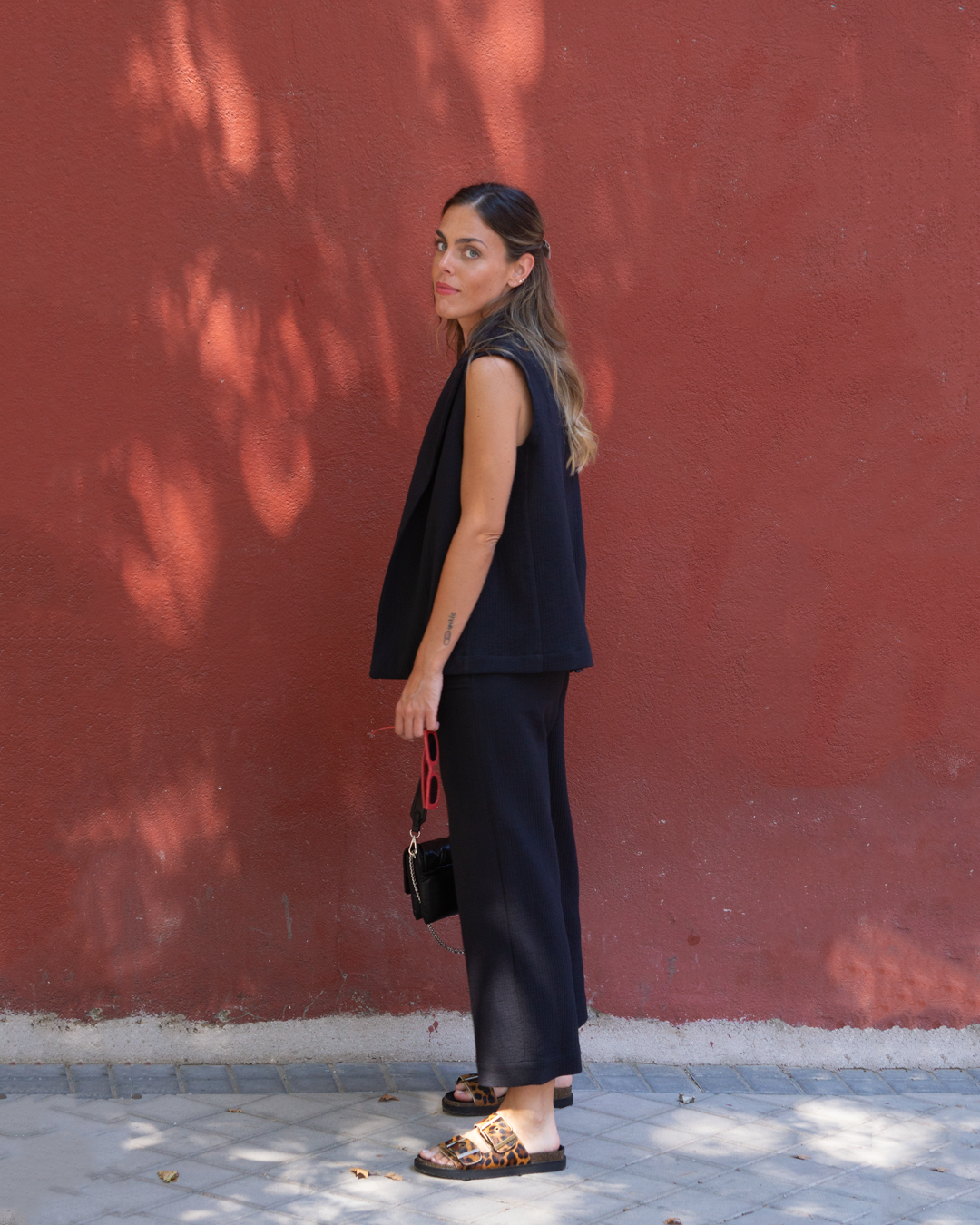 look hana + mía negro