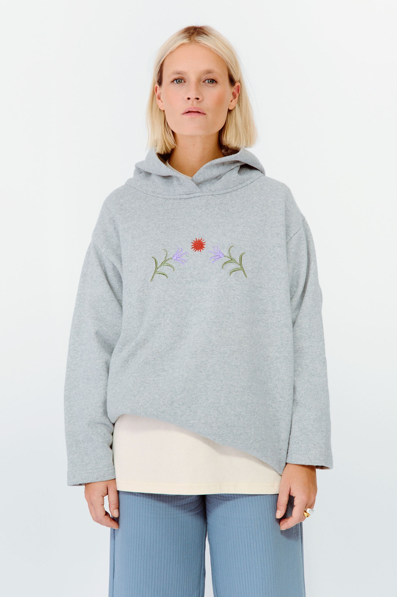 leo hera sweatshirt