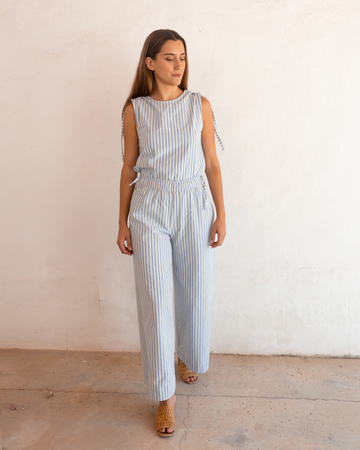 blusa olia + pantalón scout bruma