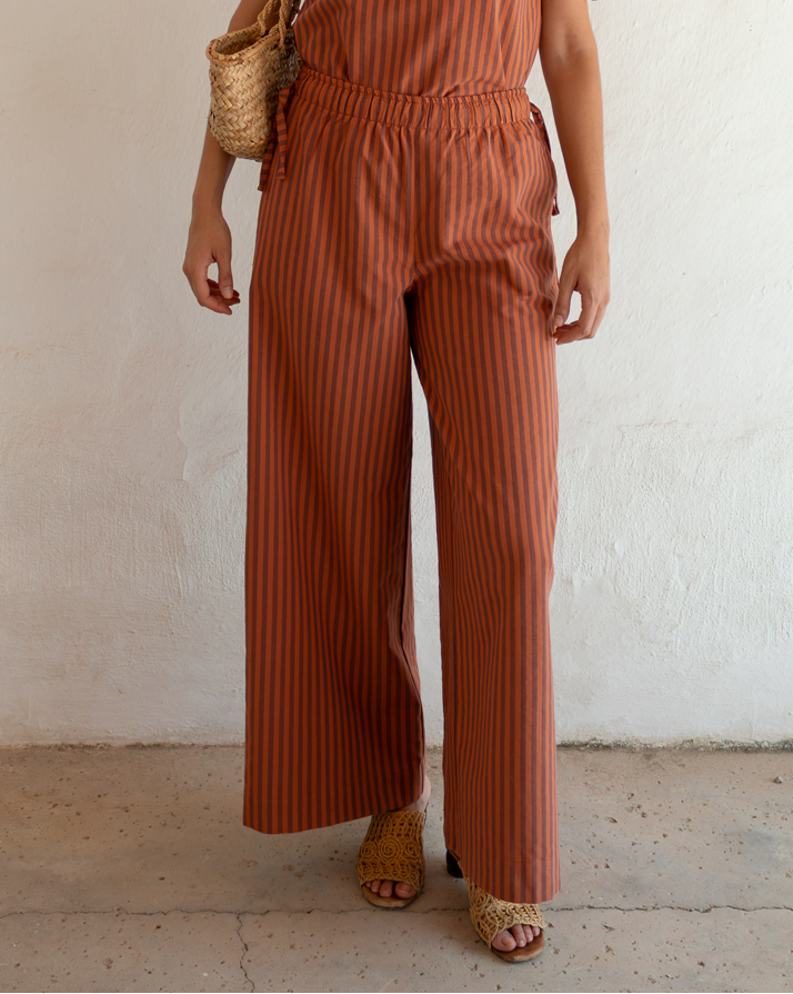 pantalón scout terra ▢